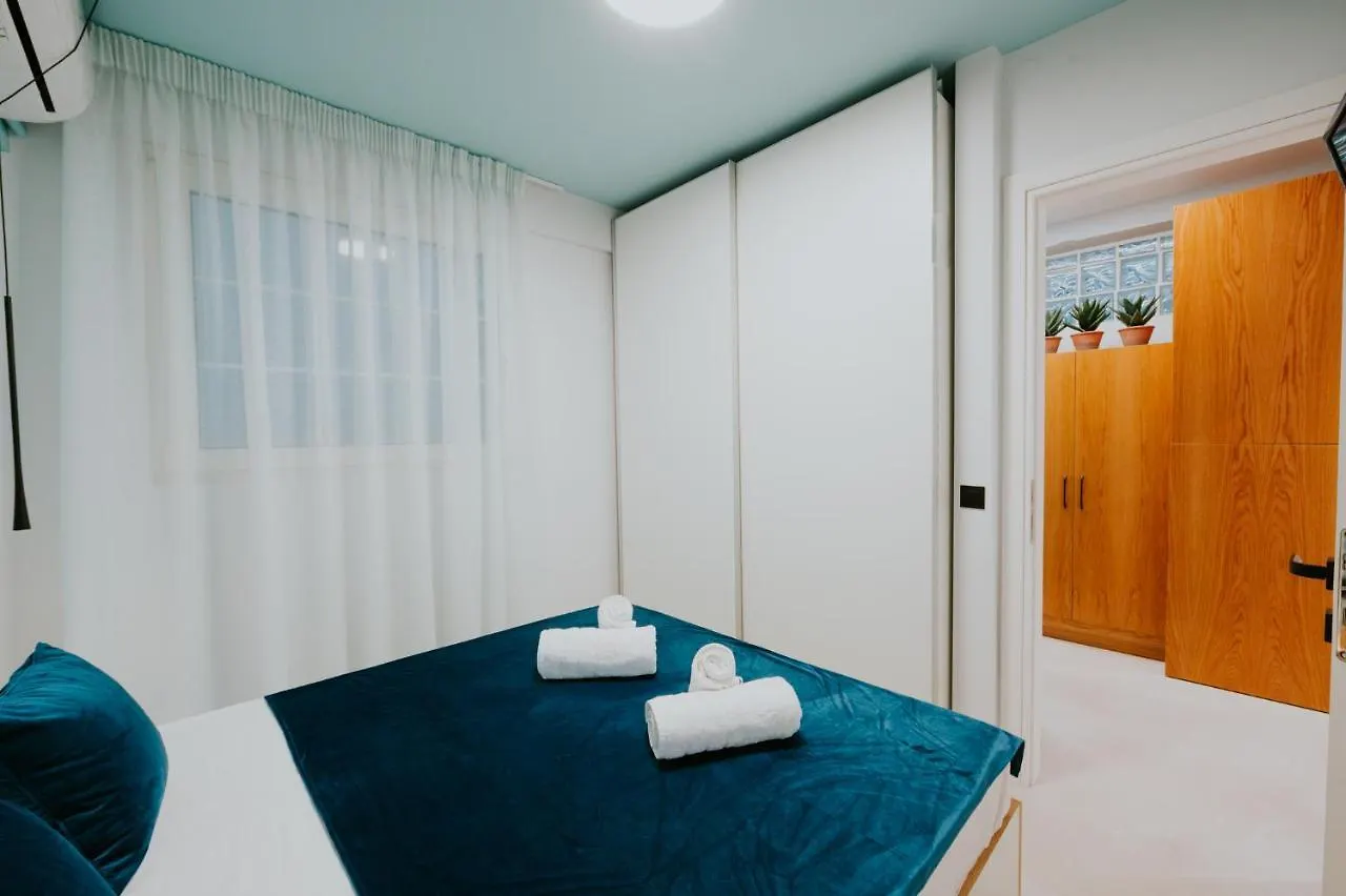 Azuro Luxury Living Apartment Thessaloniki 0*,  Greece
